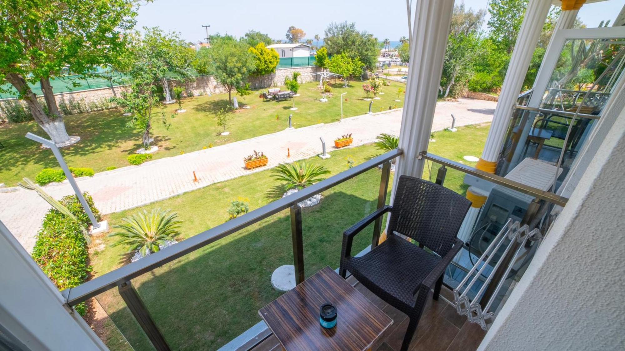 La Cactus Boutique Hotel Antalya Dış mekan fotoğraf